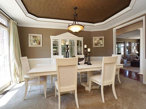 5th image of 4222 Lantana Dr