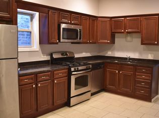 3727 N Ashland Ave, Chicago, IL 60613