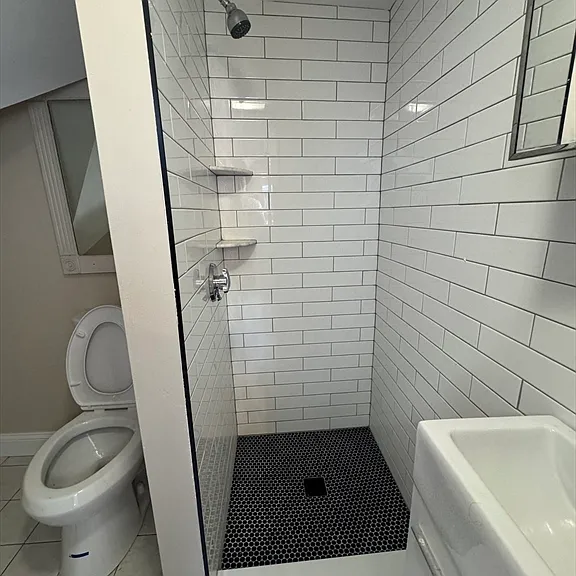 35 State St #4 — Photo 6