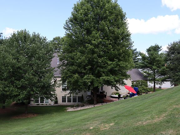 5th image of 2593 Scotch Pine Ct SE