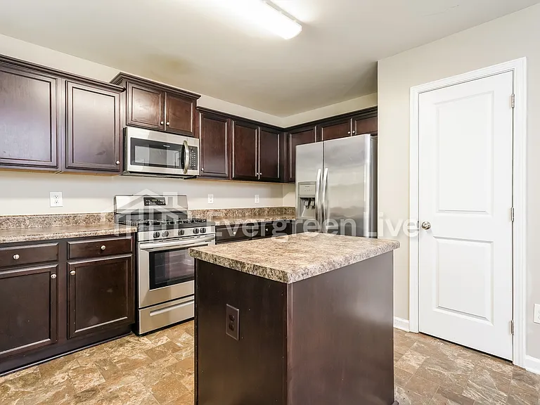 1428 Aurora Glen Dr — Photo 8