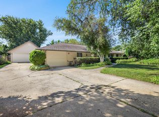 5805 Yorkshire Rd, Madison, WI 53711