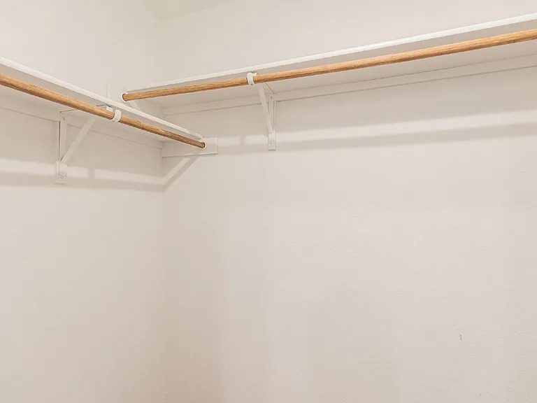 4310 Fluvial Cir — Photo 23
