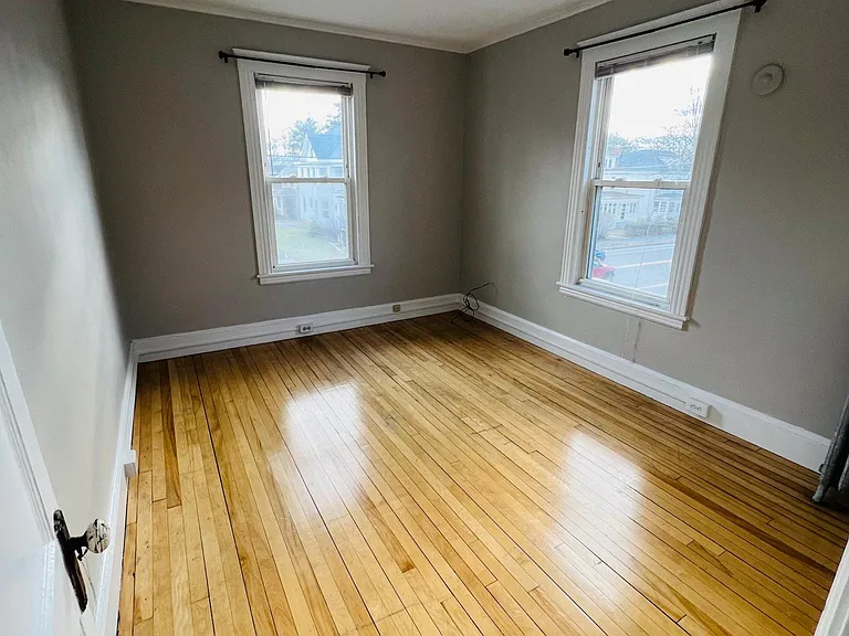 525 Brighton Ave — Photo 13