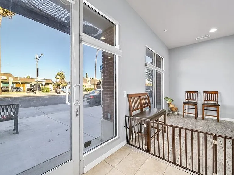 801 S Anaheim Blvd #106 — Photo 14