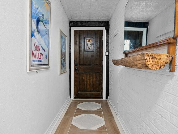 4th image of 2475 Avenue E