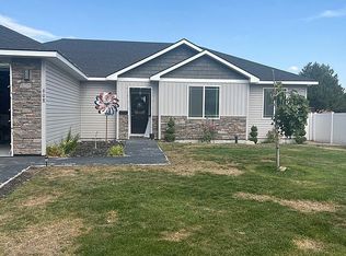 608 W 24th St, Burley, ID 83318
