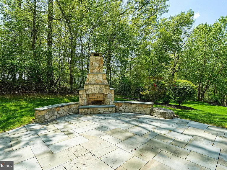 13551 Triadelphia Mill Rd — Photo 70