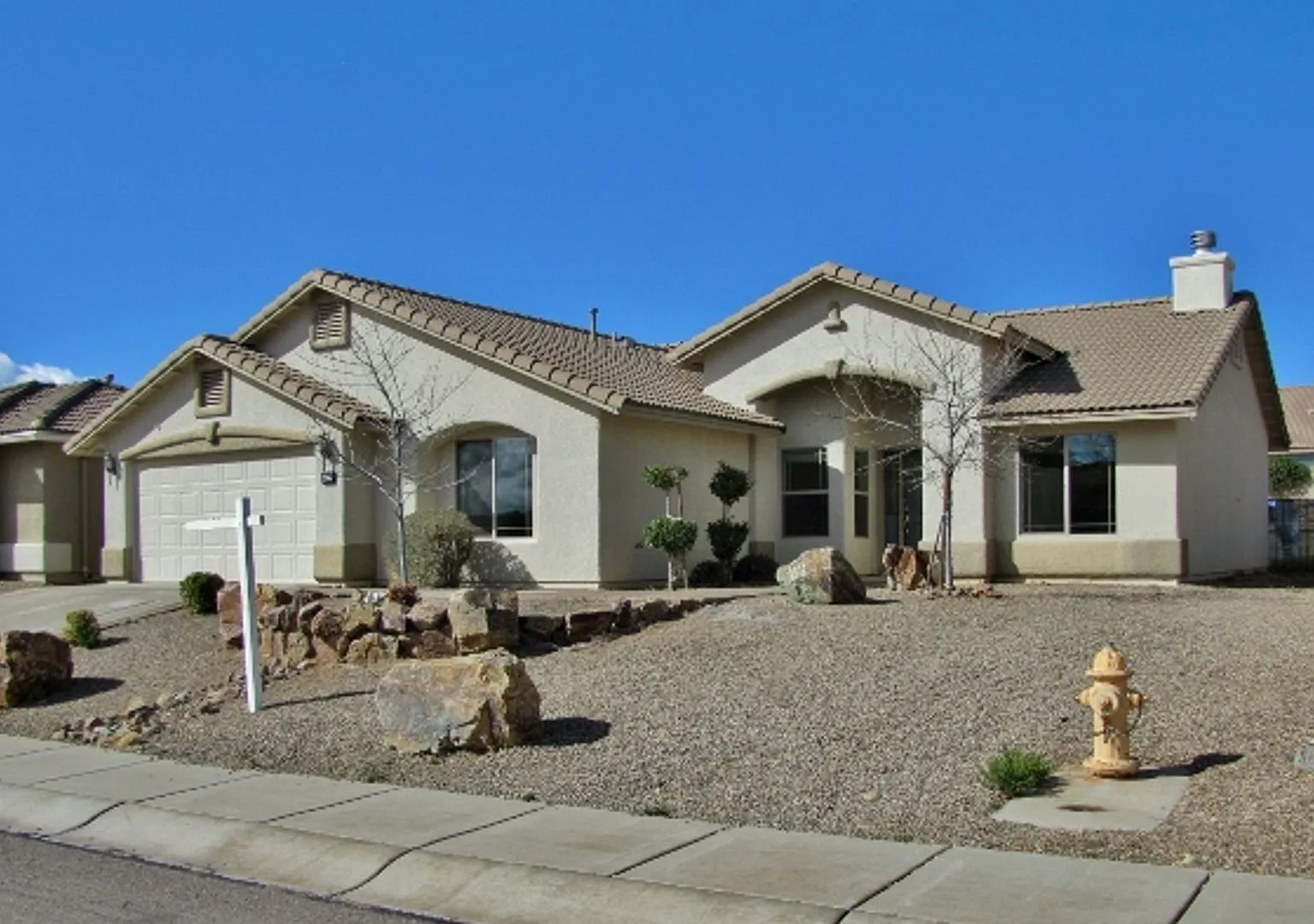 4BR/2BA/2CG, 2122 sq.ft. home in the Oakmont subdivision in Sierra Vista, AZ — Photo 3