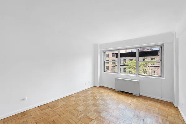 Rented by Realmart Realty LLC | media 16