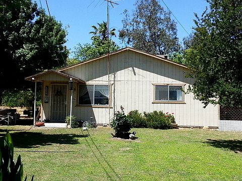 2nd image of 3207 Applegate Rd