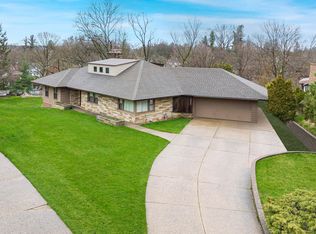 2327 Paris Ave NE, Grand Rapids, MI 49505