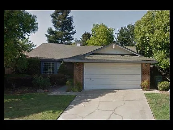 5809 Laguna Shore Way photo 1