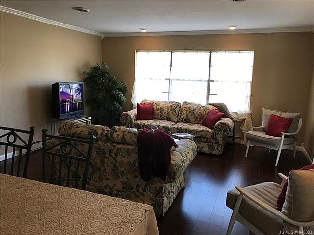 1st image of 38A Buckingham Dr #137A