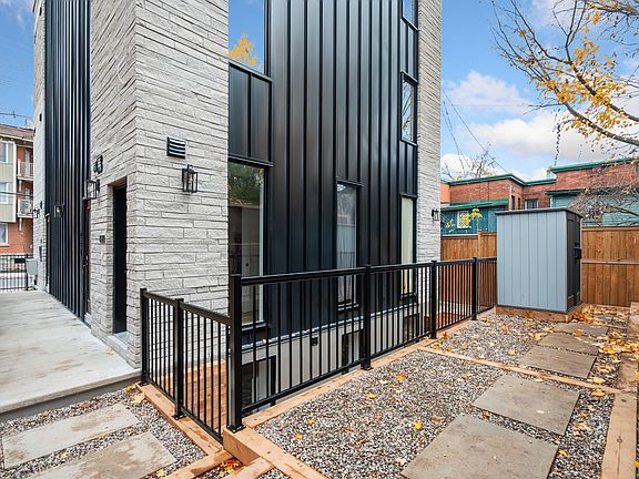 4th image of 352 Lyon St N #2-Bedroom