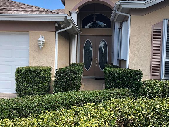 Home For Sale In Kings Isle
