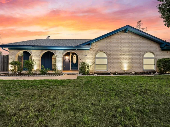 633 Lewis Dr, Hurst, TX 76054