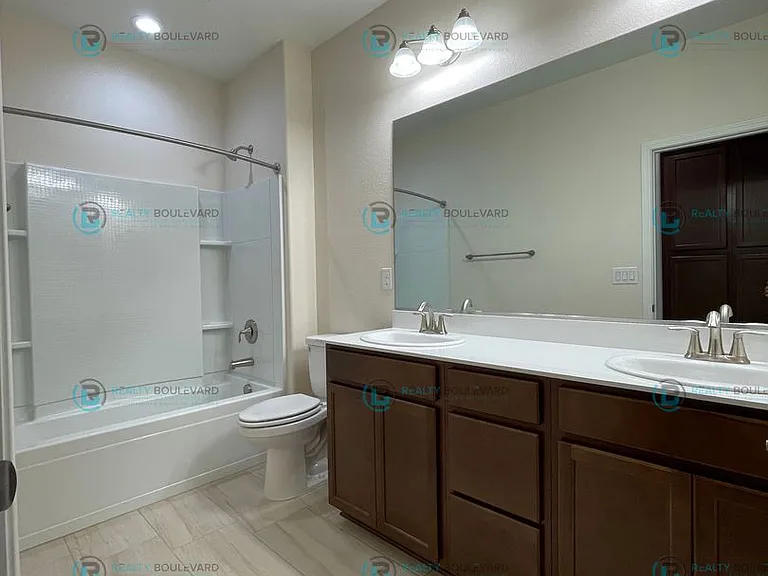 1017 Middle Gate Rd — Photo 31