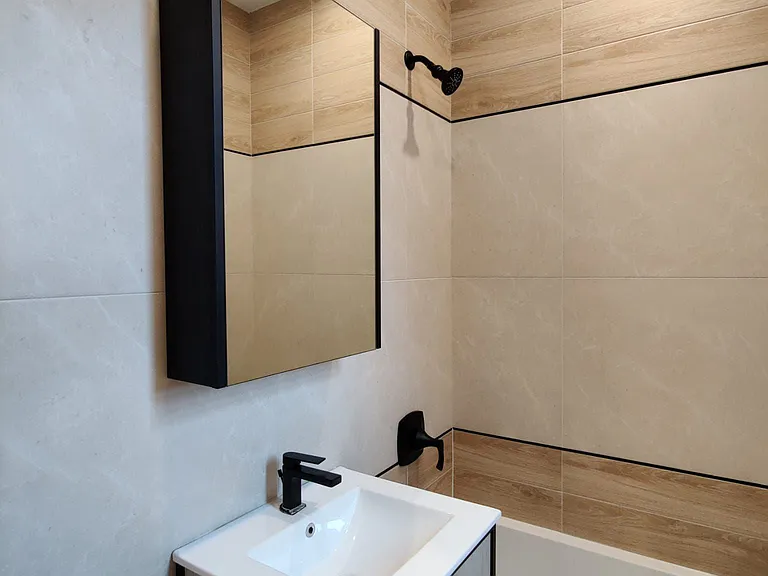 1242 Park Pl #2F — Photo 14
