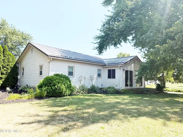 6543 N County Road 5, Fostoria, OH 44830