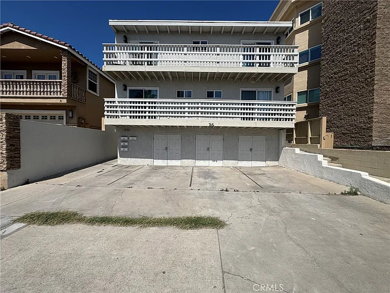 1398 Seacoast Dr #D — Photo 36