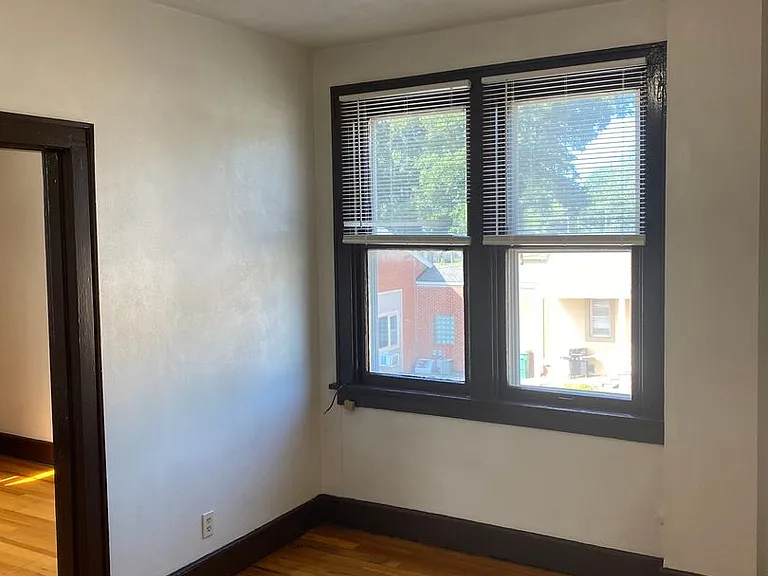 322 West Main — Photo 11