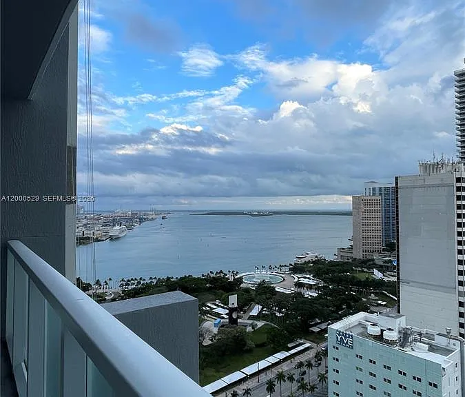 244 Biscayne Blvd #2907 — Photo 9