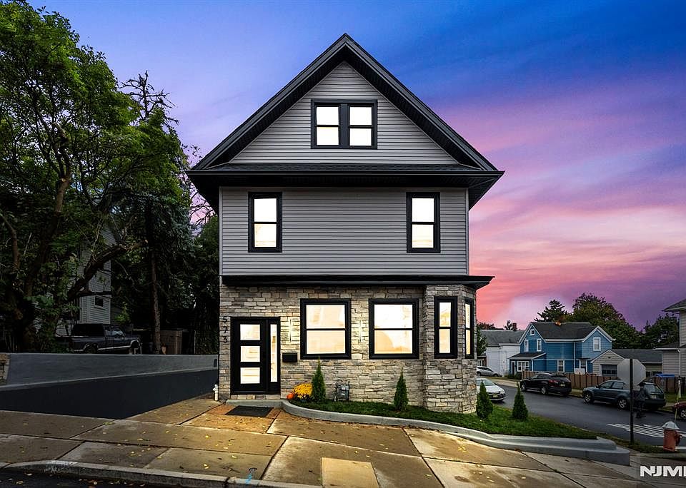 1st image of 573 Anderson Ave