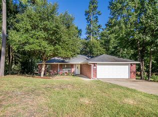 3797 Piney Bough Dr, Huntsville, TX 77340