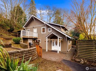 8026 Sunnyside Ave N, Seattle, WA 98103