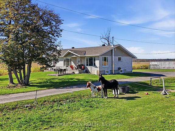 3rd image of 1148 County Road 15 Rd