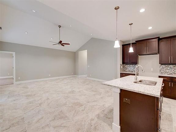5th image of 18508 Staghorn Dr