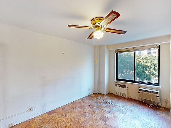 5th image of 382 Central Park W APT 4N