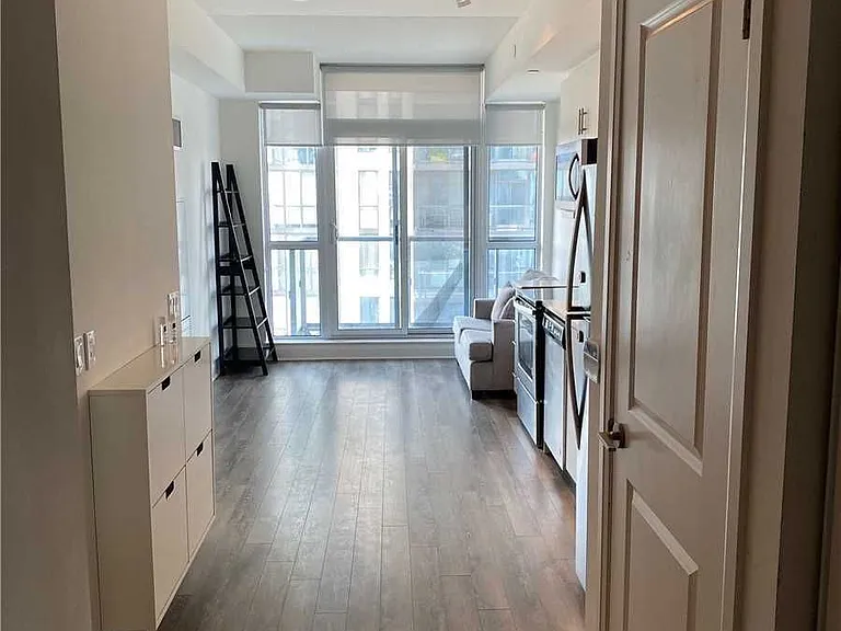 17 Zorra St #810 — Photo 11
