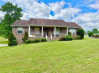 271 Burgess Field Rd, Uniontown, PA 15401
