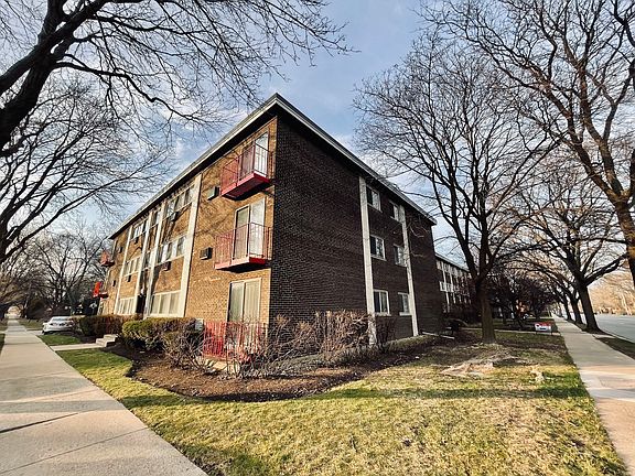 2nd image of 8500 Skokie Blvd APT 3F