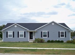 611 Rockway Pl, Danville, IL 61832