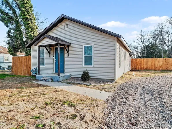 504 N Doris St, Wichita, KS 67212
