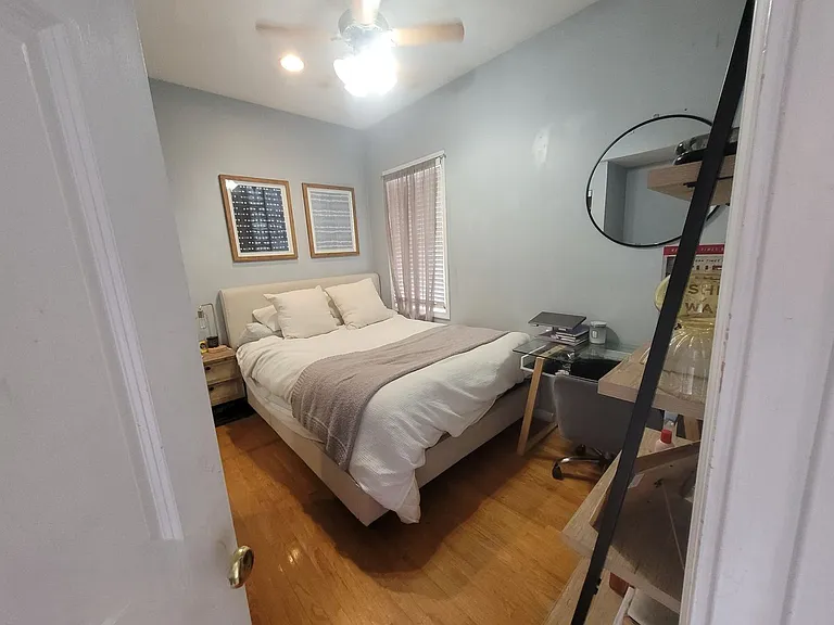 1456 N Orleans St — Photo 14