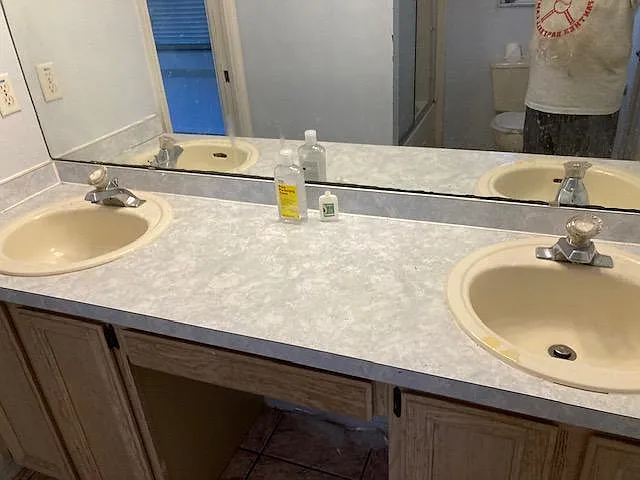 MBR bath