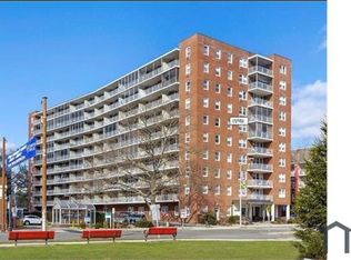 444 Bedford St APT 4R, Stamford, CT 06901