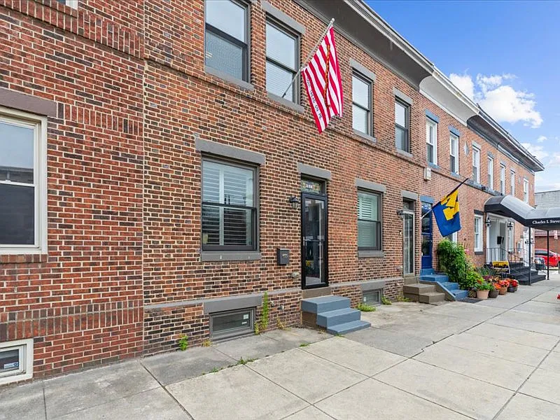 3 bed, 1599 sqft, $3,400 — Photo 3