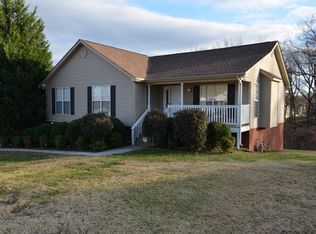 10094 Fielding Rd, Ooltewah, TN 37363