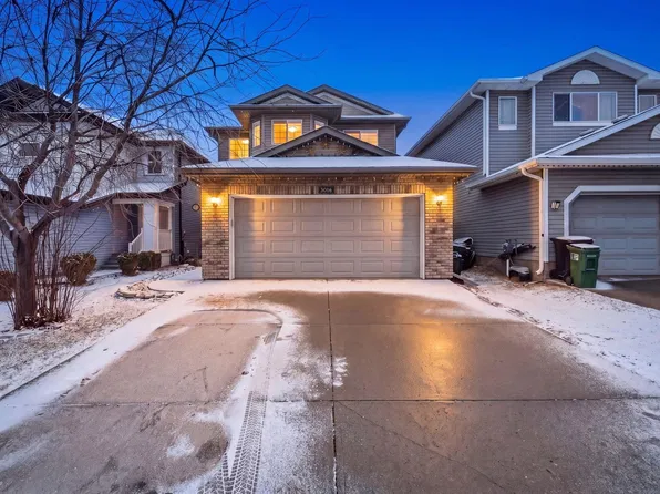 3016 24th Ave NW, Edmonton, AB T6T 0G7