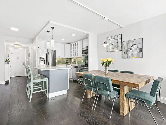 2nd image of 300 E 59th St APT 1707