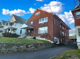 54 Freeman St, Hartford, CT 06114