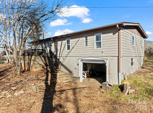55 Katydid Ln, Franklin, NC 28734