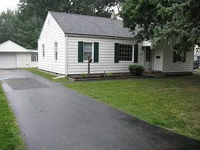 5433 Harvest Ln photo 1