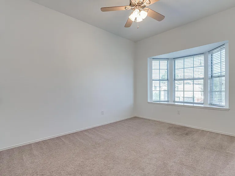 6841 Bellehaven Dr — Photo 20