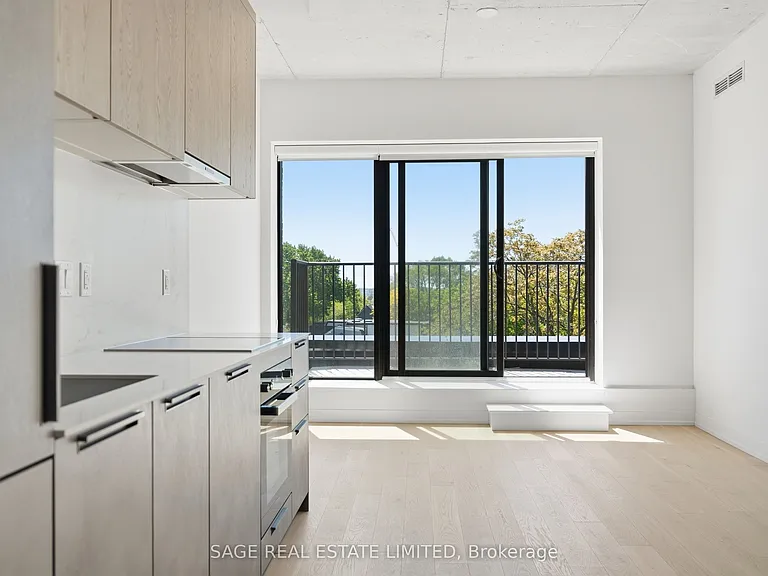 761 Queen St E #504 — Photo 2